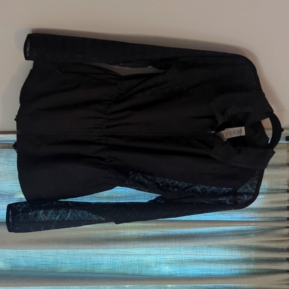 Lorna Jane Windbreaker